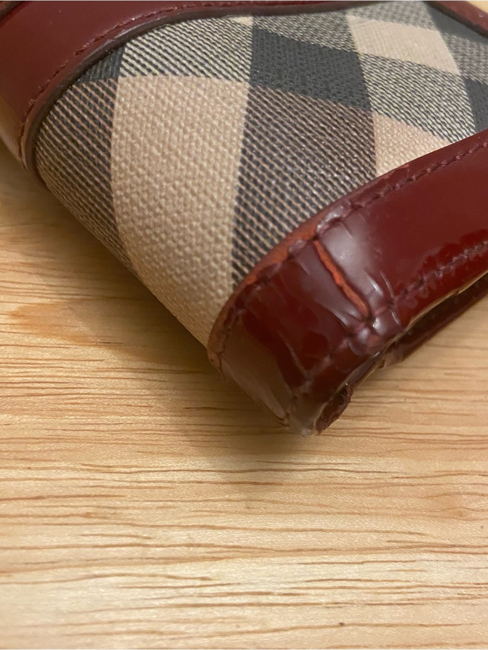 Burberry Classic Nova Check Pattern Compact Wallet Burgundy with Silver Metal. - Picture 6 of 13